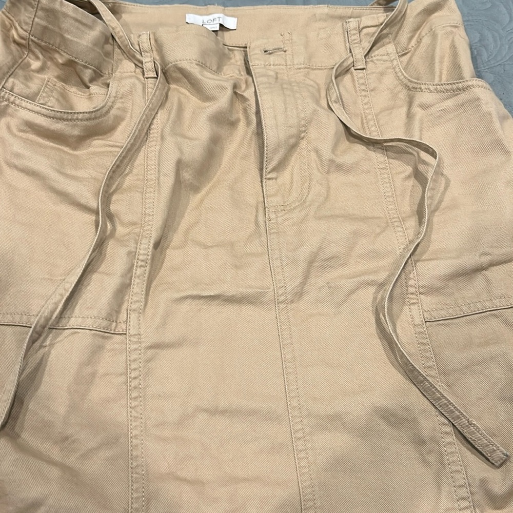Kaki skirt